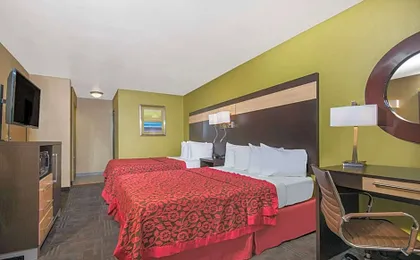 Days Inn by Wyndham Carlsbad