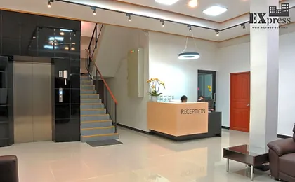 The Express Bangkok Hostel