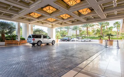 Jet Luxury Resorts @ The Signature Condo Hotel