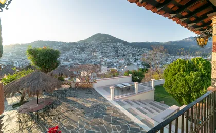 Capital O Hotel Cielito Lindo, Taxco