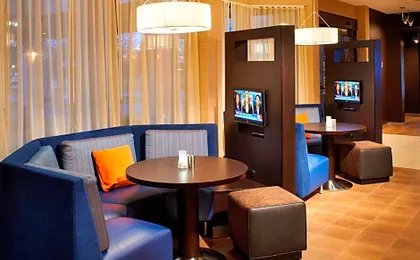 Courtyard by Marriott Toledo Airport Holland