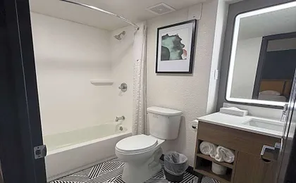 La Quinta Inn & Suites by Wyndham Salt Lake City Midvale