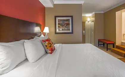 Best Western Plus Bowmanville