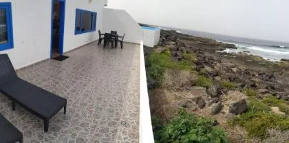 Casa Maradentro