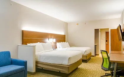 Holiday Inn Express & Suites Russellville By IHG