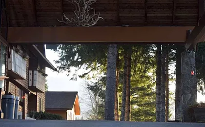 Nisqually Lodge