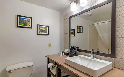 Comfort Inn & Suites Cartersville - Emerson Lake Point