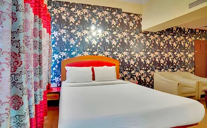 iROOMZ Aura Inn