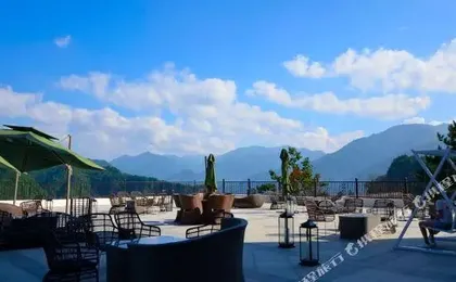 Arcadia International Forest Hotel