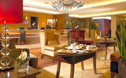 Westport Plaza Hotel, Spa & Leisure