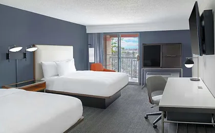 Courtyard by Marriott Cleveland Airport South