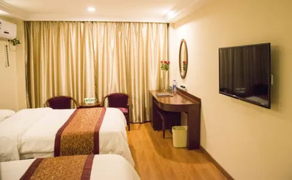 GreenTree Inn TaiZhou XingHua WuLi Road WuLi Bridge Express Hotel