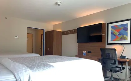 Holiday Inn Express & Suites Danville By IHG