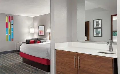 Hampton Inn Roanoke/Hollins-I-81