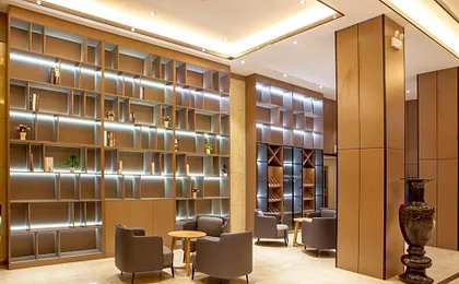 Starway Hotel Gongyi Wanyang Shopping Mall