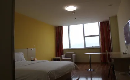 7Days Inn Chain Hotel (Chengdu Hongpailou Subway Station)