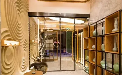 Elong Anyun Hotel (Shanghai Lujiazui Minsheng Road Subway Station)