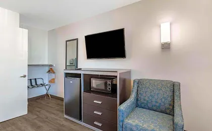 Quality Inn Burbank Airport