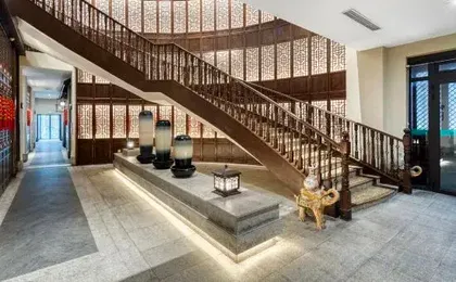 Haining Hotel