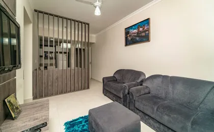 Apartamento 2 Dormitórios com Churrasqueira
