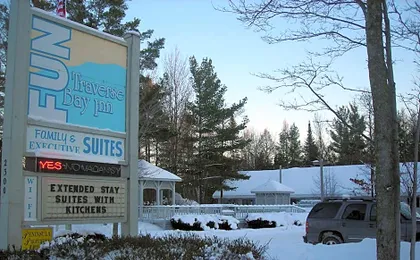 Traverse Bay Inn