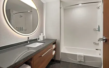 Courtyard by Marriott Bettendorf