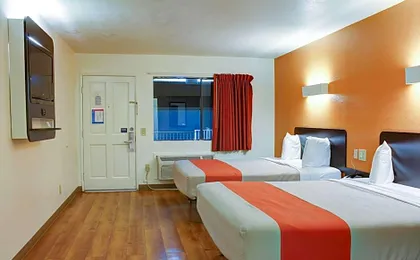 Motel 6-Bishop, CA