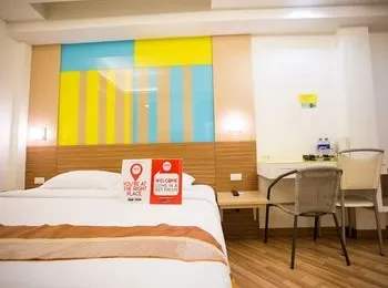 NIDA Rooms Khlong Toei 390 Sky Train