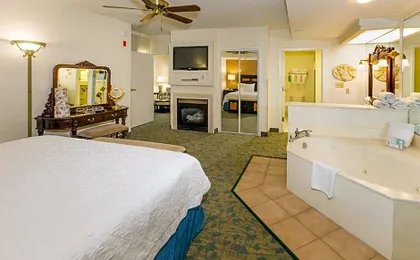 Hampton Inn & Suites Amelia Island-Historic Harbor Front