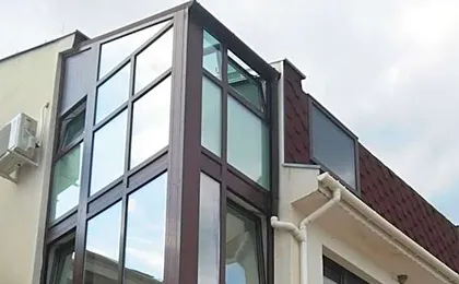 La Piazza Hotel