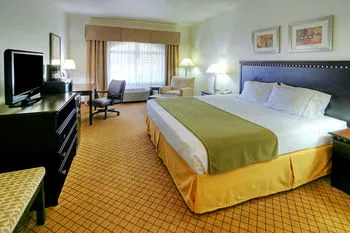 Holiday Inn Express & Suites Roswell