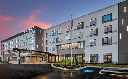 Courtyard by Marriott Conway