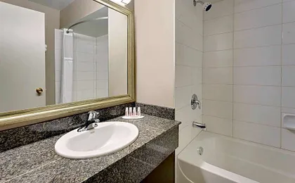Ramada by Wyndham Kamloops