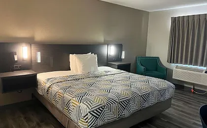 Motel 6 Tulsa, OK Airport