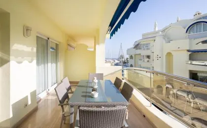 Luxury Marina Apartment