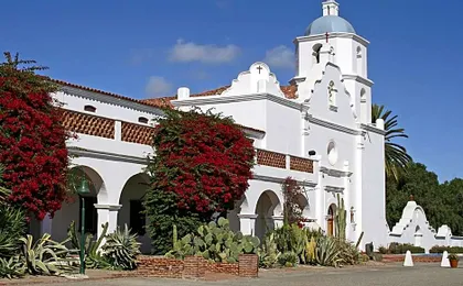 Holiday Inn Oceanside Marina - Camp Pendleton Area By IHG