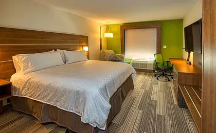 Holiday Inn Express & Suites Omaha Downtown - Old Market By IHG