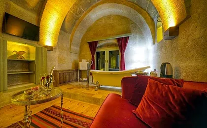 Takaev Cave House