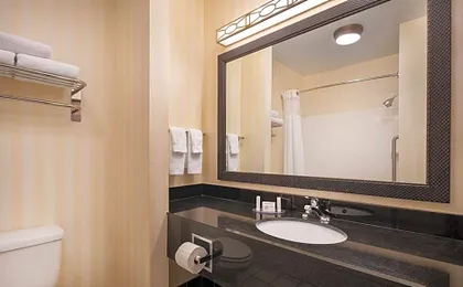 Fairfield Inn & Suites by Marriott Visalia Tulare