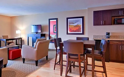 Holiday Inn Express Hotel & Suites Chatham South By IHG