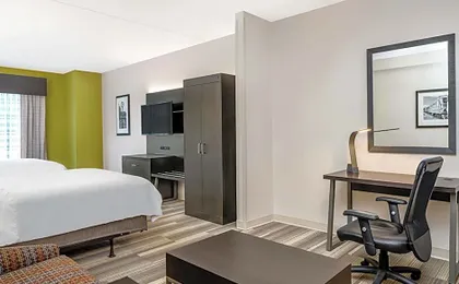 Holiday Inn Express & Suites Florence By IHG