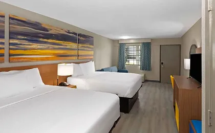 Days Inn & Suites by Wyndham Vicksburg