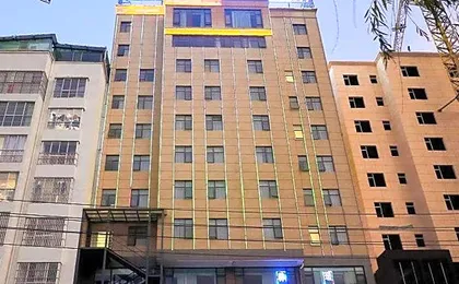 Lavande Hotel Zhaotong Fada Plaza