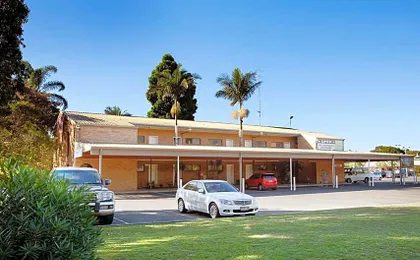 Villa Noosa Hotel