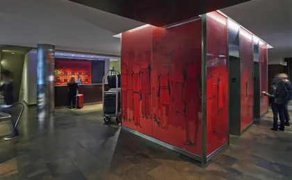 Lobby - Front Desk