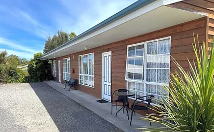 Castaway Holiday Apartments