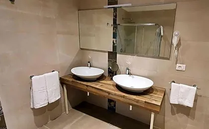 Amsterdam Suite Hotel & SPA