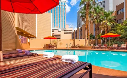 Best Western Plus Casino Royale - Center Strip