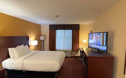 Americas Best Value Inn St. Robert