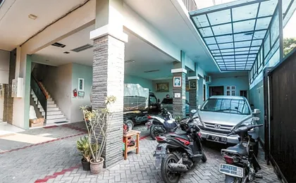 RedDoorz Plus near Semanggi